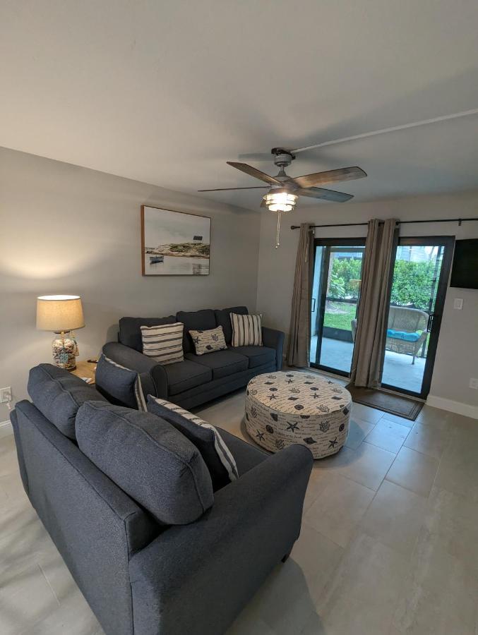 New Condo! Just 15 Min To Ft Myers And Sanibel Beach! Great Location!! Форт-Маєрс Екстер'єр фото